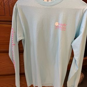 Simply Southern long sleeve t-shirt new w/o tags dogs design on back